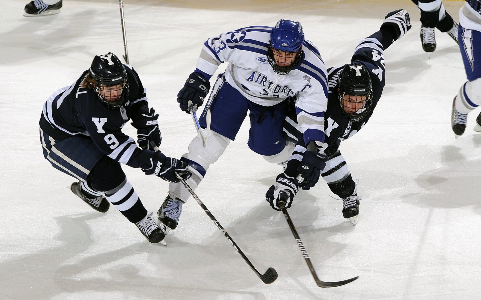 _山顶会议：在山巅会议厅外的高空运动会_，山顶会谈